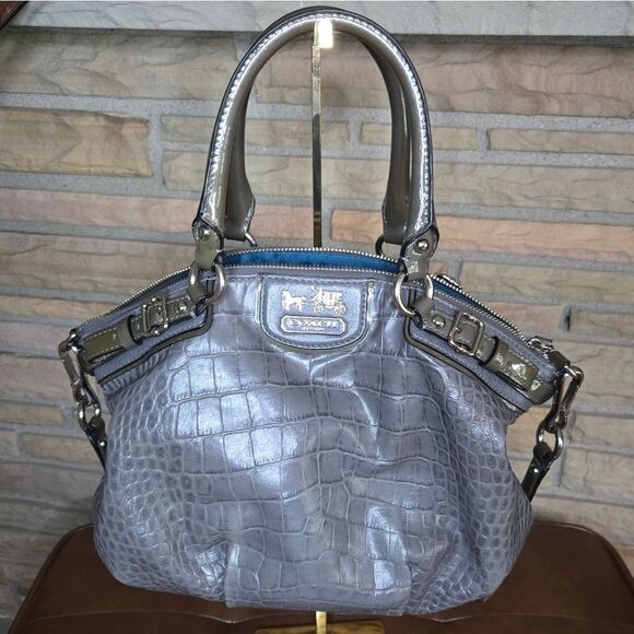 🐢 COACH Sophia.  Gray Croc Embossed Chain Link Versitile Bag - Picture 1 of 14